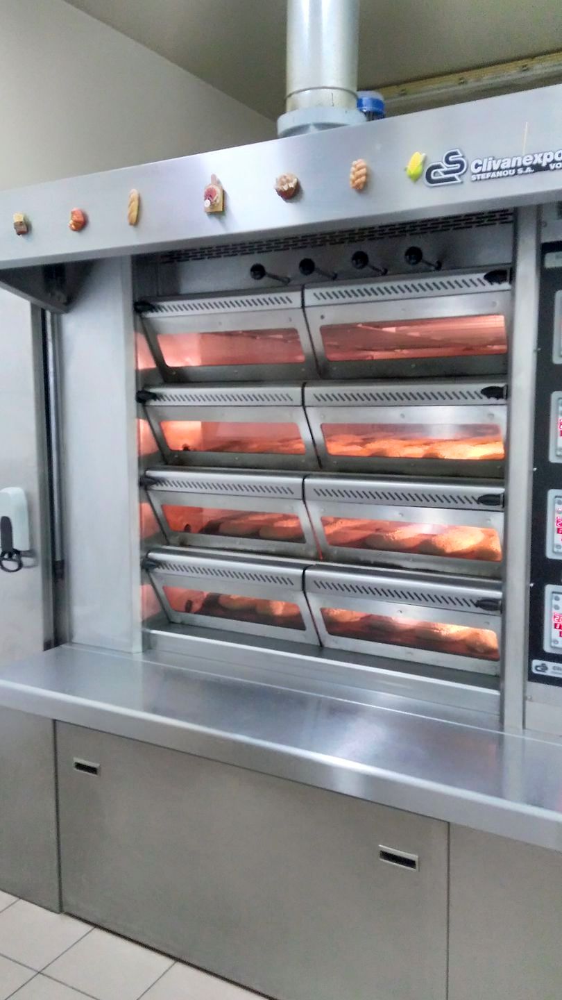 Traditional oven